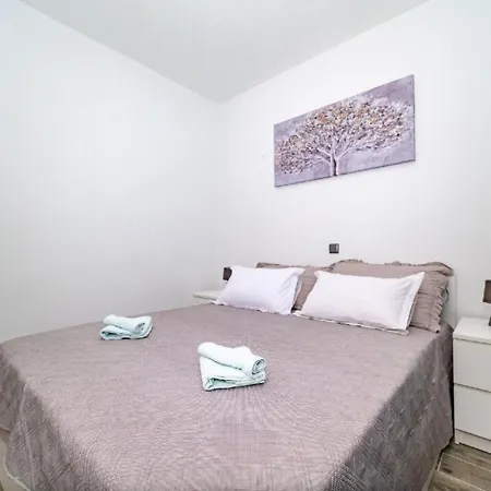 Bracuta Holiday home